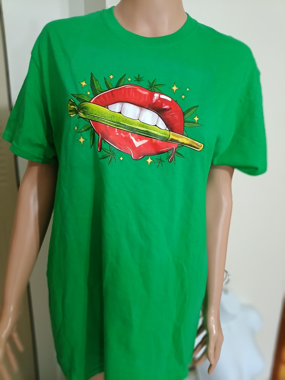 Gildan Green Kids Tee with Red Lip Graphic
